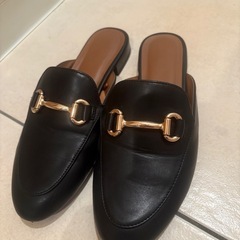 GU ローファーサンダル