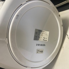 電気ケトルの画像