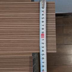 フロアーデッキ　60枚あり　1枚100円