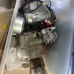 値下げカブ系横型エンジン２機セット