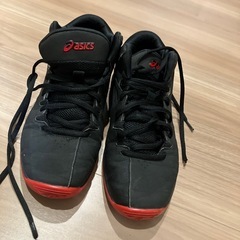 アシックス　バスケットシューズ　23㎝
