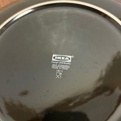 IKEA 大きなお皿の画像