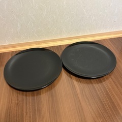 IKEA 大きなお皿の画像