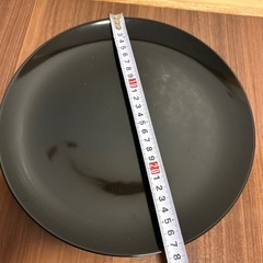 IKEA 大きなお皿の画像