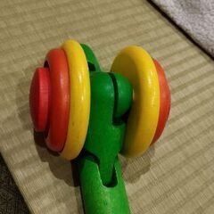 木製のカタツムリの玩具