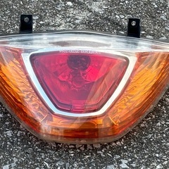 V50 テールランプ