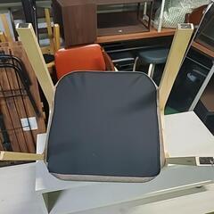 コンパクトなパーソナルチェアの画像