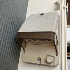 三相 ポンプ 制御盤 フロートセット 5.5kw相当 漏電遮断器 75AT ボックスWB-4DHM フロートレスリレー パナソニック防雨コンセント 分電盤の画像