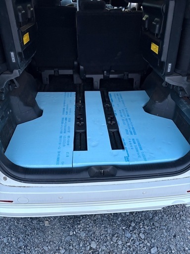 ヴェルファイアのトランク敷き物