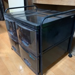 決まりました。キャスター付き衣装ケースの画像