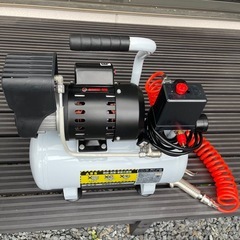 【取引終了】美品オイルレスエアコンプレッサー10Ｌの画像