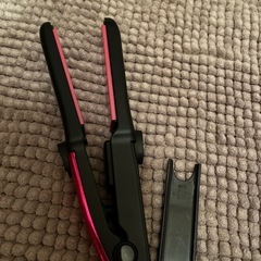 ヴィダルサスーンのストレートヘアアイロンです。未使用訳ありの画像