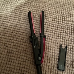 ヴィダルサスーンのストレートヘアアイロンです。未使用訳ありの画像