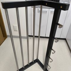 IKEA tjusig ウォールシェルフ　コート掛け