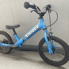 ストライダー  14x ブルー  