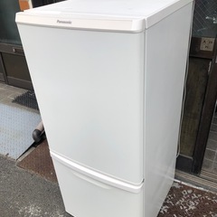 Panasonicパナソニック 冷蔵庫 NR-B14CW-W 2019年製 138Lの容量とLED照明付き。一人暮らしおすすめしますの画像