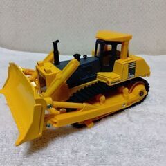 取引予定！　ダイヤペット　コマツ　ブルトーザー55分の1ミニカー