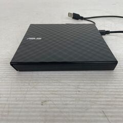 【ASUS】エイスース DVDドライブ SDRW-08D2S-U 2015年製 中古 ブラック ポータブル機 パソコン周辺機器 USB接続 軽量薄型 Y1645の画像