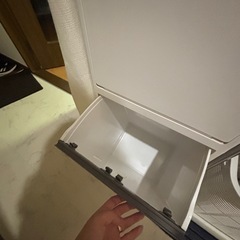ゴミ箱の画像