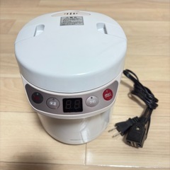 コイズミ　炊飯器　1.5合炊き　2016年製