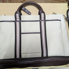 バッグ沢山投稿中【中古美品】ZERBINO　２WAYバッグ