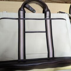 バッグ沢山投稿中【中古美品】ZERBINO　２WAYバッグの画像