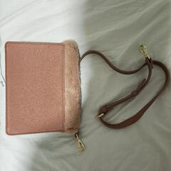 ショルダーバッグの画像