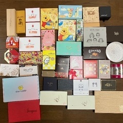 お菓子缶好きなだけの画像