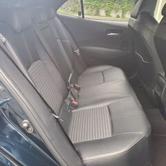 人気のトヨタ車！カローラスポーツ！嬉しい車検付♪の画像