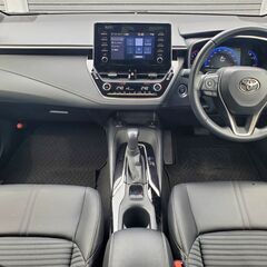 人気のトヨタ車！カローラスポーツ！嬉しい車検付♪の画像