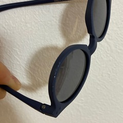 イジピジ IZIPIZIベビーサングラス0〜9か月用デニムブルーの画像