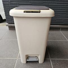 ゴミ箱20L