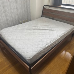 ［受け渡し予定者あり］ニトリダブルベットフレーム