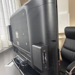 液晶テレビとHPモニターの画像