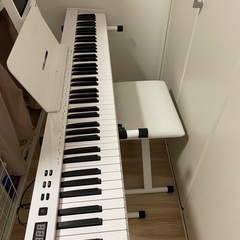 電子ピアノ