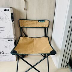 【美品・1200円】Quechua折りたたみチェア｜軽量・背もた...