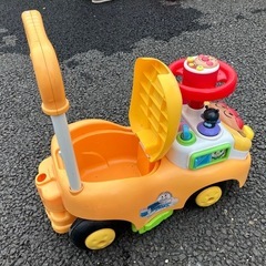 アンパンマン　足けり車の画像