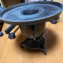 真鍮の花台 
