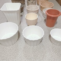 かご プラ鉢 小物入れ 植木 花籠 まとめ売りの画像