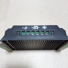 中華製 12V 24V PWMソーラーチャージコントローラーの画像