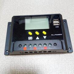 中華製 12V 24V PWMソーラーチャージコントローラー