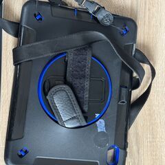 iPad 第10世代保護ケース（だいぶ中古）の画像