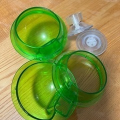 爬虫類エサ入れ　中古の画像