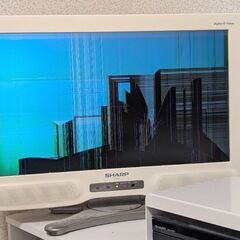 画面の壊れたテレビ