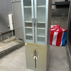 食器棚