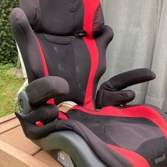 エールべべ　ジュニアシート