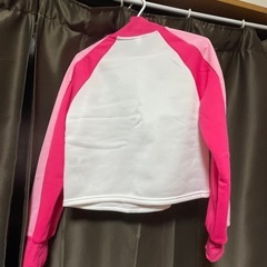 服(ハーフジップ)の画像