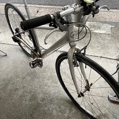 自転車　アルミクロスバイク　GIANT