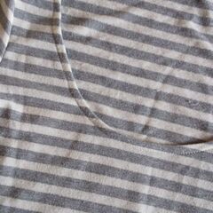 MOUSSY グレー×白ボーダーカットソーの画像