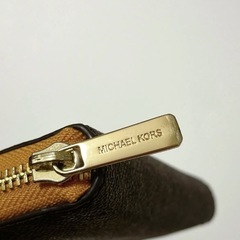 MICHAEL KORS カードケースの画像